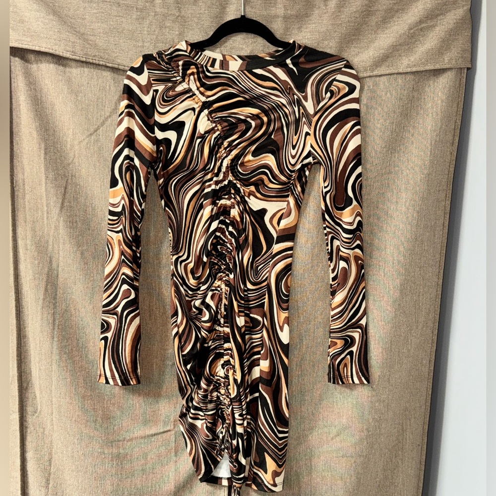 Pretty Garbage size S Brown and Black Swirl Pattern Long Sleeve mini Dress